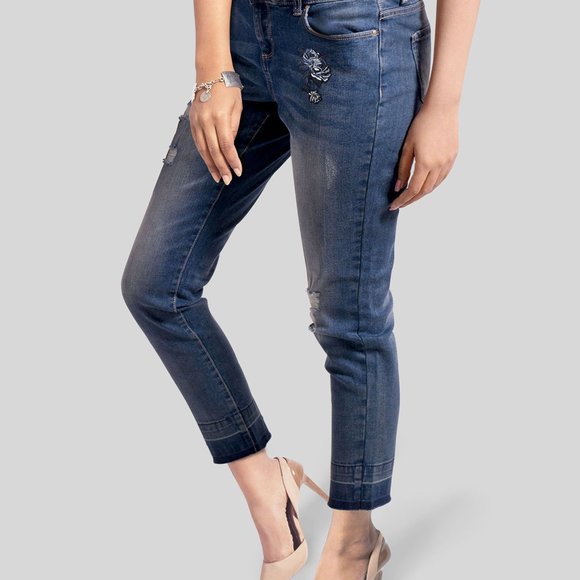 OLGYN Women’s Stretch Medium Blue Denim Ankle Pant - Picture 3 of 5